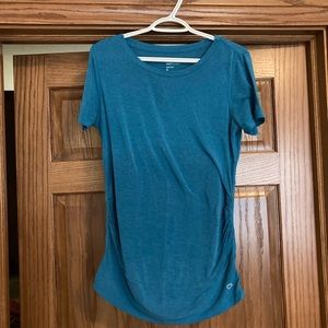 Gapfit Breathe maternity shirt